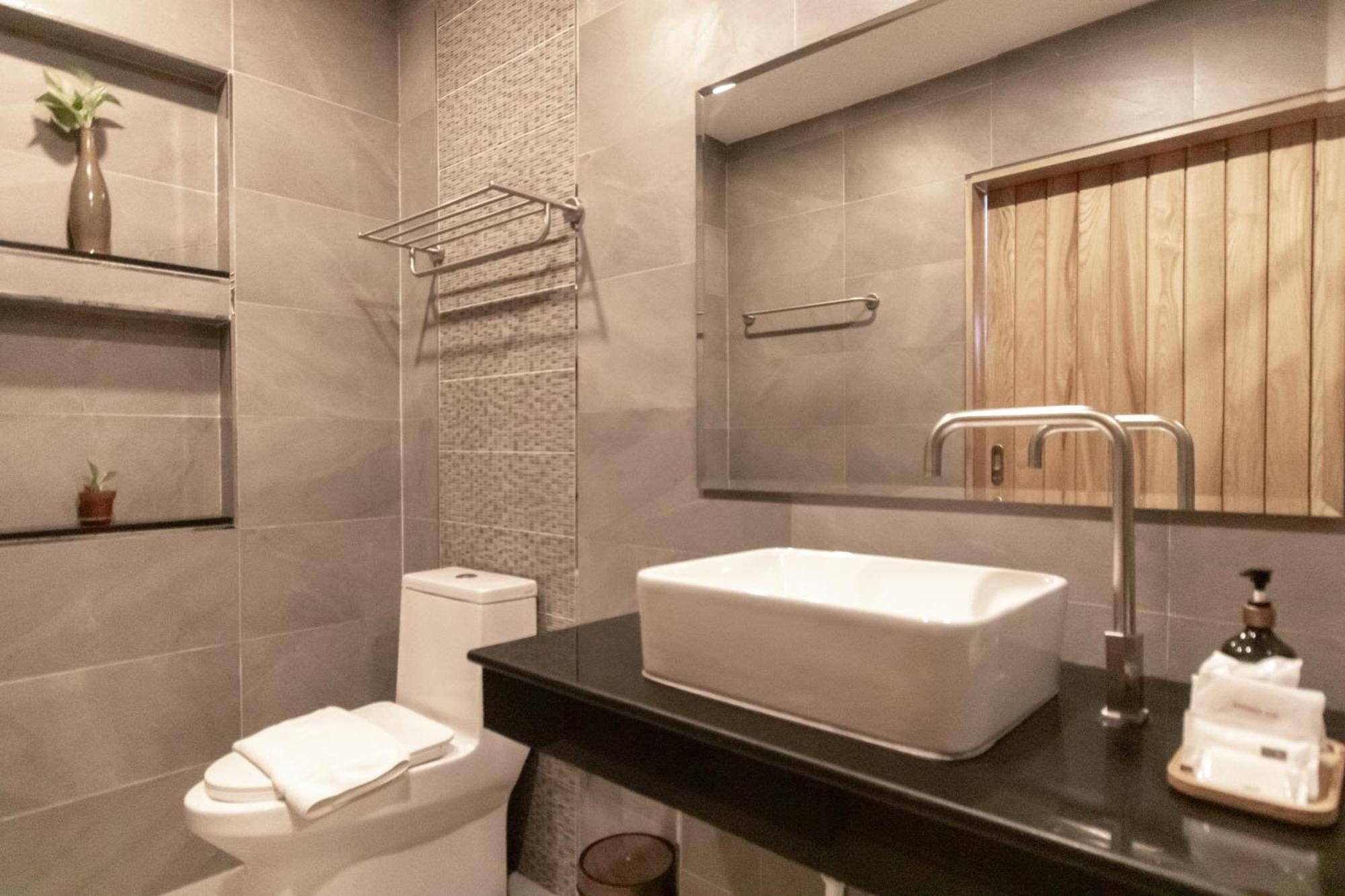 Ananzitra Hotel Kanchanaburi Luaran gambar